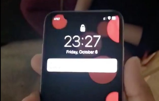 iPhone X in freier Wildbahn entdeckt – mit bisher unbekanntem Feature