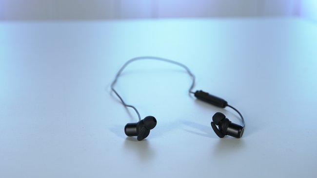 Anker Soundbuds Slim: Schlanker Einsteiger Kopfhörer mit Bluetooth (Quelle: GIGA)