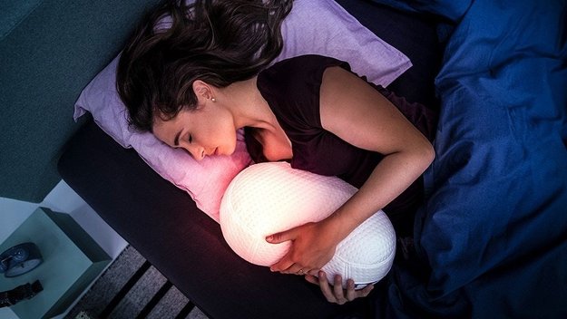 Abgefahrenes Kickstarter-Projekt: „Ich gehe mit einem Roboter ins Bett“