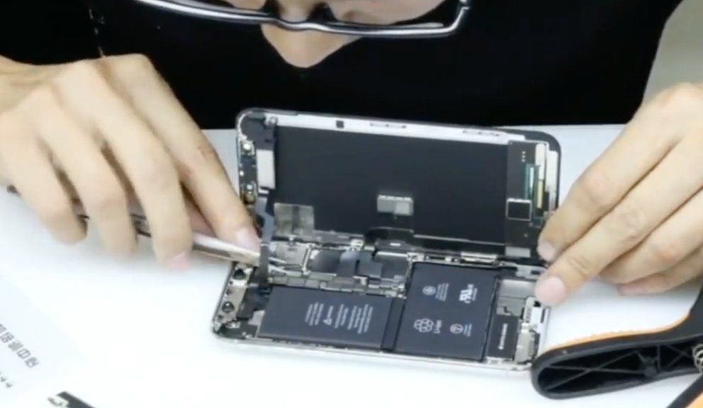 iPhone X: Auch das Innenleben ist revolutionär