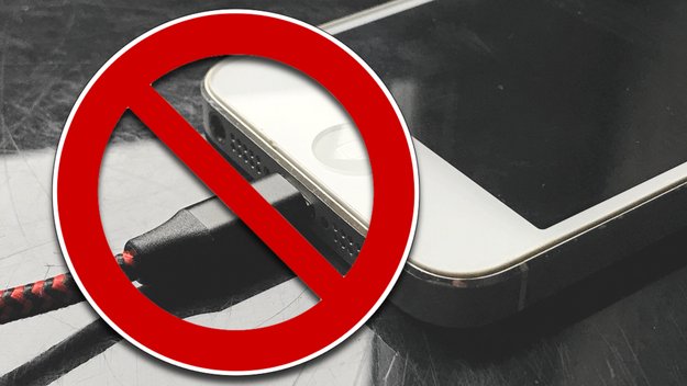 Hey Apple, Samsung und Konsorten: Gebt uns komplett kabellose Smartphones!