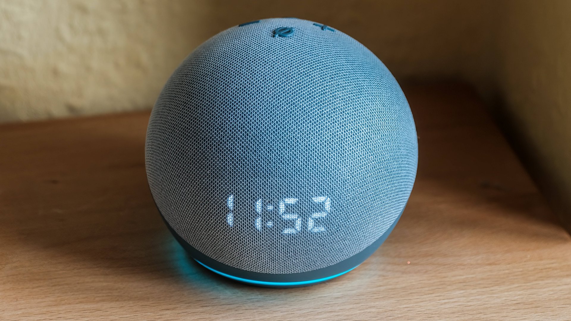 Alexa Leuchtet Rot Und Kann Mich Nicht Verstehen Alexa leuchtet oder blinkt rot & reagiert nicht: Was tun?