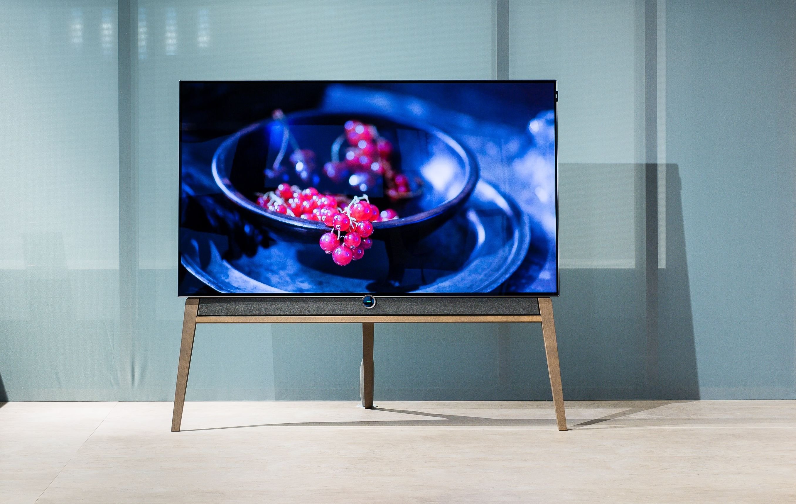 Телевизор 50 диагональ лучшие. Samsung TV 2022. Samsung QLED 2022. Телевизор большой диагонали. Телевизор 55 дюймов.