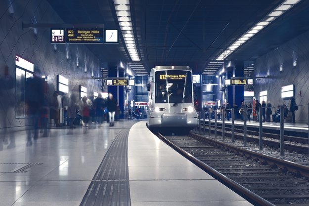 Elektromobilität gefloppt: Ist der kostenlose Nahverkehr die Lösung?