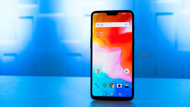 Galaxy S10 geschlagen: OnePlus 6T zeigt Samsung, wie es richtig geht