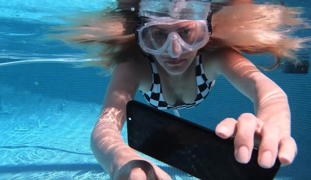 Geniale Samsung-Technik: Dieser Touchscreen funktioniert auch unter Wasser