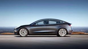 Tesla Model 3: E-Auto hat noch ein paar Asse im Ärmel