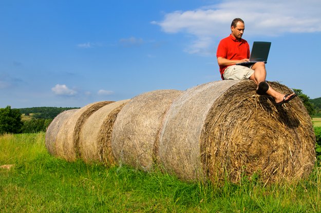 Schnelles Internet auf dem Land: Was tun ohne DSL und Kabelanschluss?