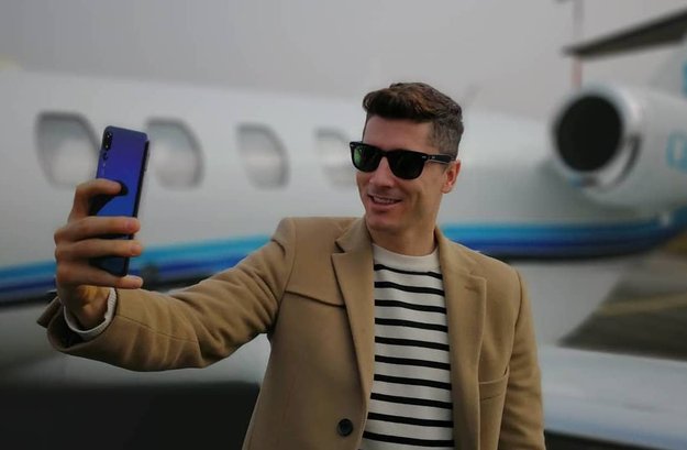 Robert Lewandowski: Dieses Huawei-Smartphone benutzt der polnische Fußballstar