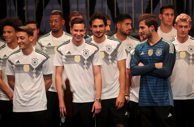 Fußball heute: Deutschland – Österreich im Live-Stream und TV – Vorspielen für die WM