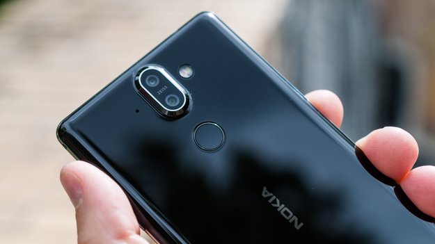 Stiftung Warentest deckt auf: Sind diese Smartphones gar nicht wasserdicht? (Update)