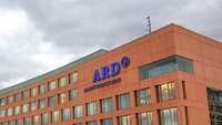 ARD und ZDF vereinen und Geld sparen: WDR-Chef spricht Klartext