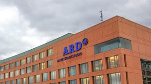 ARD und ZDF vereinen und Geld sparen: WDR-Chef spricht Klartext