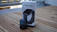 Fitbit Versa im Test: Edler Fitnesstracker im Apple-Watch-Stil