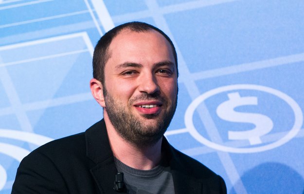 Unfassbare Summe: So viel Geld bekommt der WhatsApp-Gründer – für einen Tag Arbeit