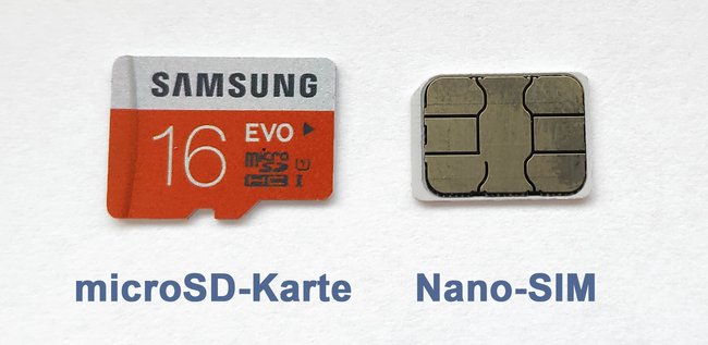 Größenunterschied: Links ist eine microSD-Karte, rechts eine Nano-SIM, die genauso groß wie eine Nano Memory Card ist.