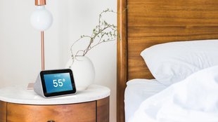 Für den Nachttisch: Lenovo stellt smarten Radiowecker mit Google Assistant vor