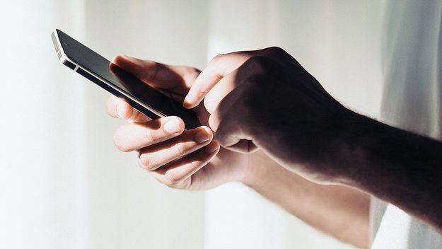 Ohne Notch und Loch: Android-Erfinder könnte komplett randloses Handy bauen