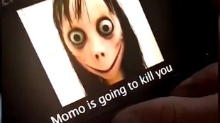 Gruselige Momo-Puppe wurde zerstört