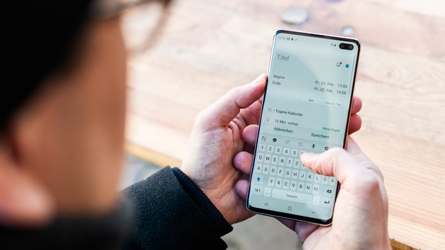 Samsung Galaxy S10: So lässt sich das Kamera-Loch verstecken