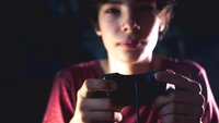 Fast eine halbe Millionen Jugendliche sind Videospielsucht-gefährdet, so Studie