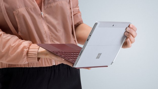 Surface Go im Preisverfall: MediaMarkt legt Tastatur und Office 2019 kostenlos bei