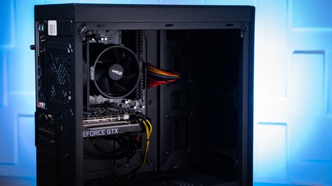 Gaming PC von shops AGANDO | wie Neu