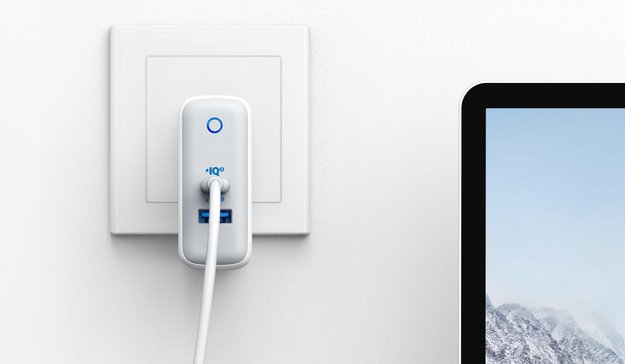PowerIQ 3.0 von Anker: Darum will man Smartphones, Tablets und MacBooks an dieses Ladegerät stecken