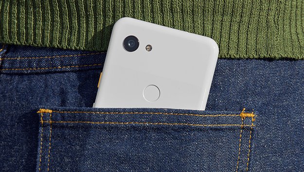 Jetzt bei MediaMarkt: Bestellt euch ein Google Pixel 3a und erhaltet ein Google Home Mini gratis dazu