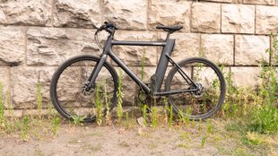 Ab heute bei Aldi: Fahrradhelm mit Blinkerfunktion – lohnt sich der Kauf?