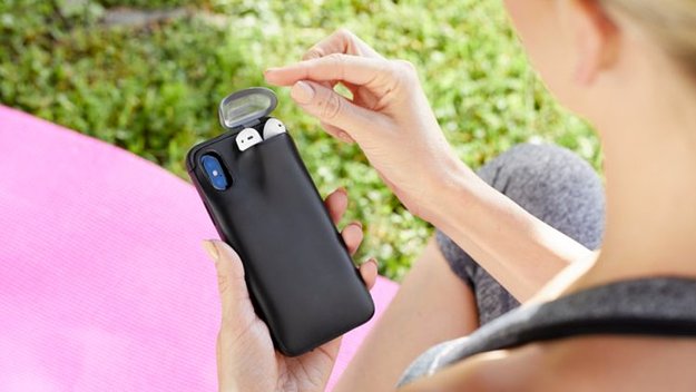 iPhone-Hülle lädt Apple AirPods: Wo gibt’s die clevere Powerbank?