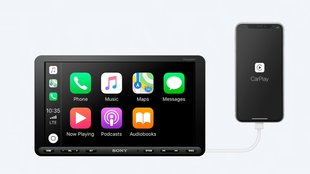 So groß wie ein iPad: Sony stellt gigantisches CarPlay-System vor