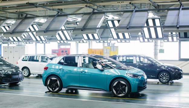 Elektroautos in Deutschland: IAA-Umfrage bringt die bittere Realität ans Tageslicht