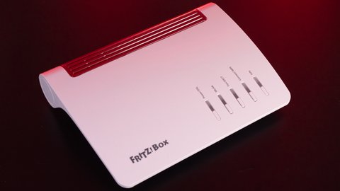 6 WiFi Spar-Fritzbox Geld: kleines arbeitet für AVM an