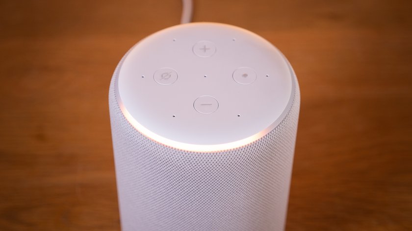 Amazon Echo GIGA