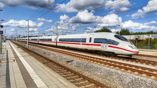 Deutsche Bahn erhöht die Preise: Jetzt wird es richtig teuer