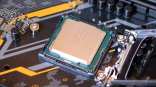 Intel erobert Spitzenposition: Hier kann niemand dem Chiphersteller das Wasser reichen