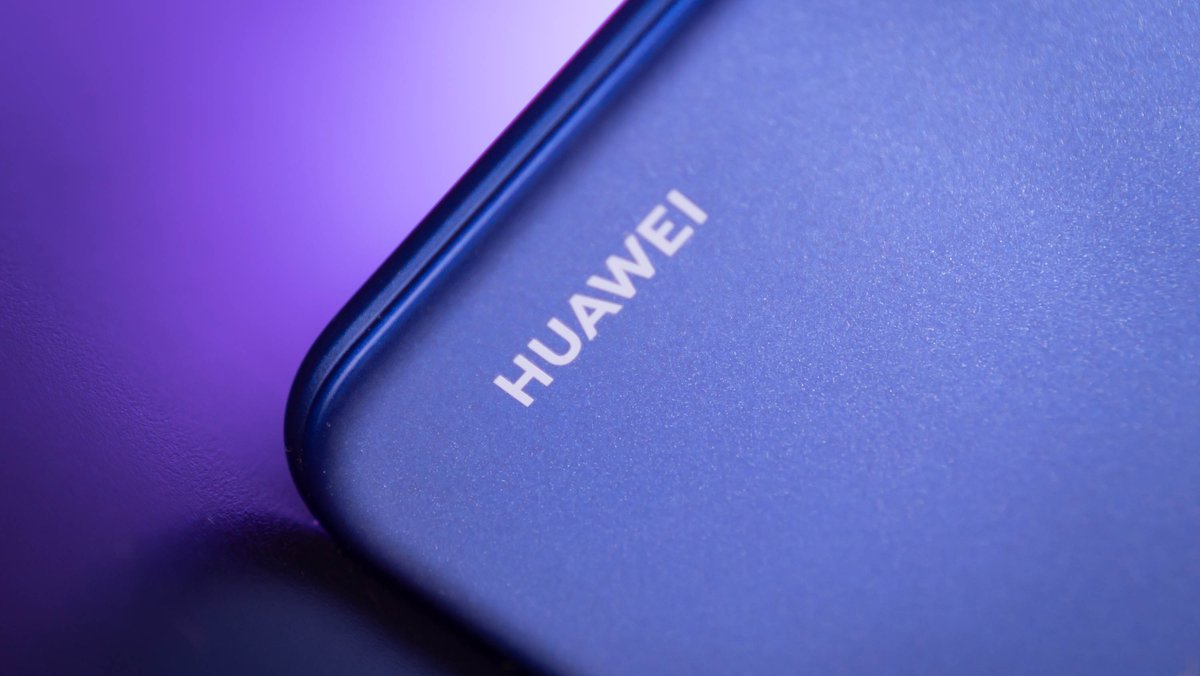 Huawei P50 Pocket: New folding phone announced