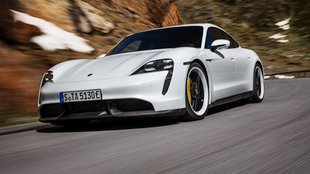 Porsches E-Auto muss aufgeben: Batterie überhitzt stark
