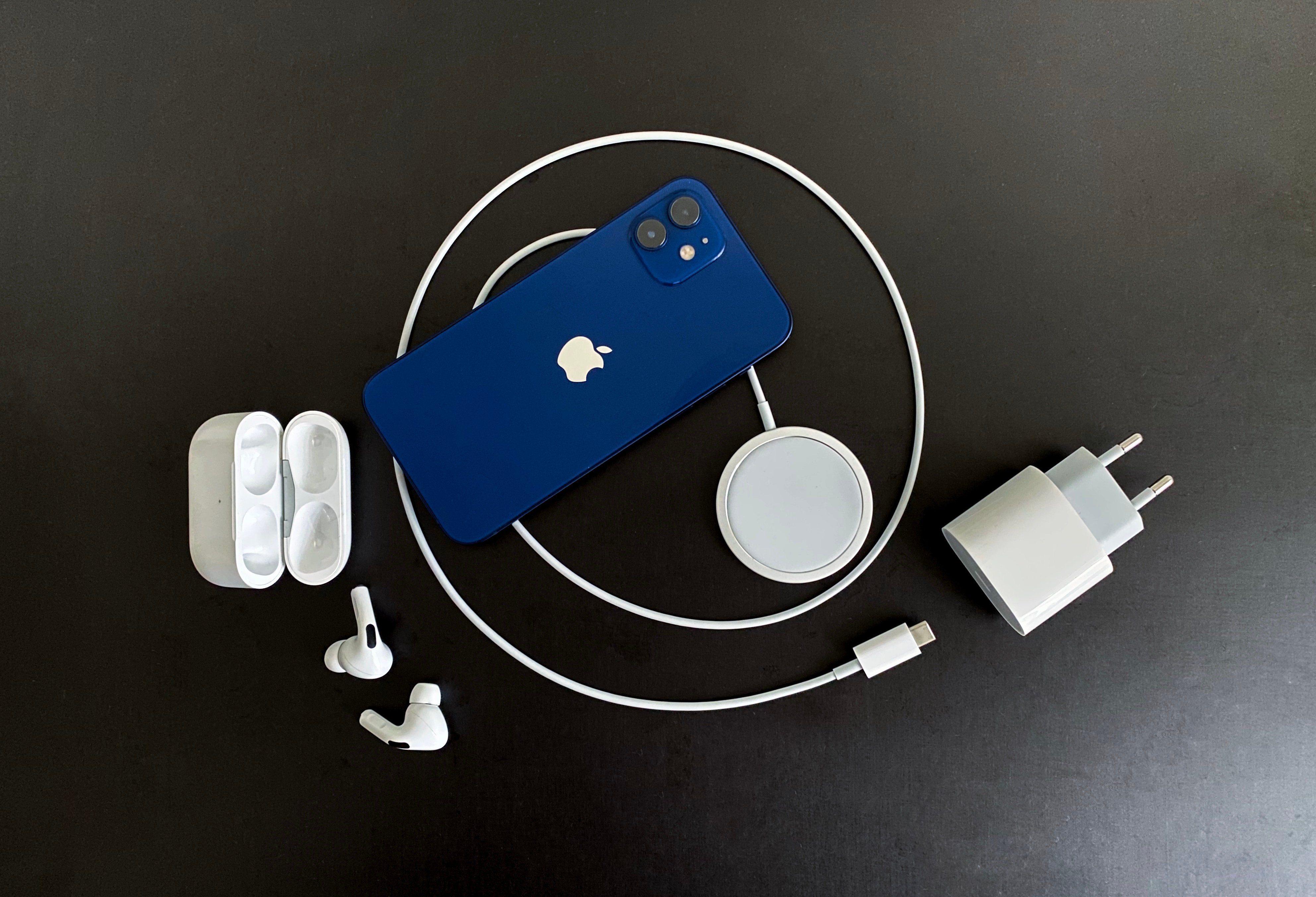 Apple MagSafe im Test: Das magnetische iPhone-Ladegerät der Zukunft