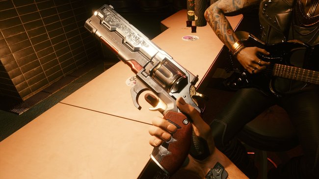 Ikonische Waffe "Archangel" (Revolver) in Cyberpunk 2077.