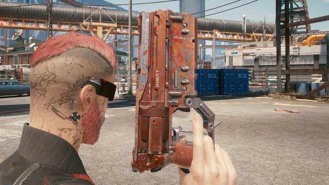 Ikonische Waffe "Comrade's Hammer" (Revolver) in Cyberpunk 2077.