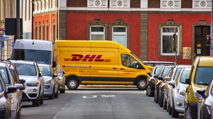 Stau bei DHL: Darum kommen Pakete nicht rechtzeitig