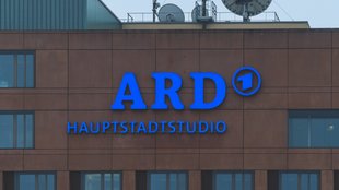 Aus aktuellem Anlass: ARD, ZDF und RTL passen heute das Programm an