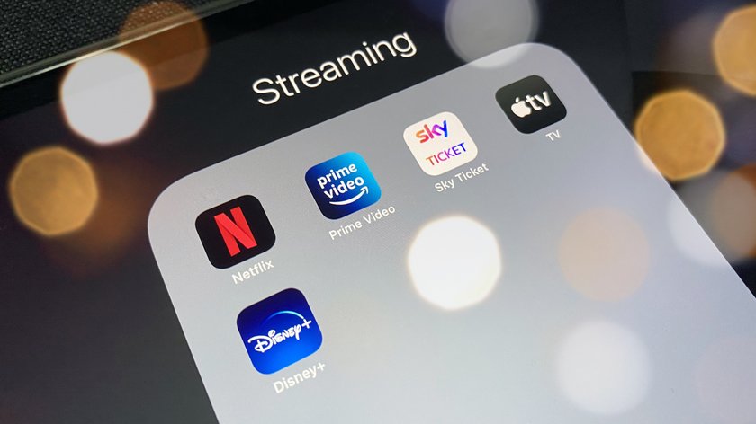 Egal ob Netflix, Prime Video oder Disney+. Mit einer Set-Top-Box holt ihr euch die beliebtesten Streaming-Dienste auf euren Fernseher. (Bild: GIGA)