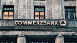 Schock für Commerzbank-Kunden: Plötzlich fehlen Millionen Euro