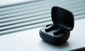 JBL Live Pro+ TWS im Test: Druck wie im Club