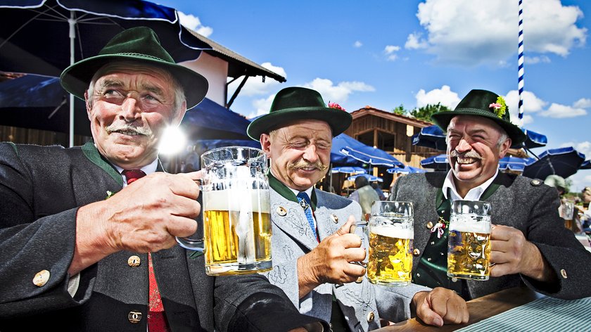 biergarten-GettyImages-459456195