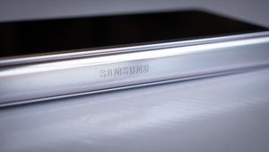 Samsung knickt ein: Neues Falt-Handy nimmt sich Beispiel an Konkurrenz