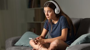 „Spotify versucht, Musik abzuspielen“: Was tun?